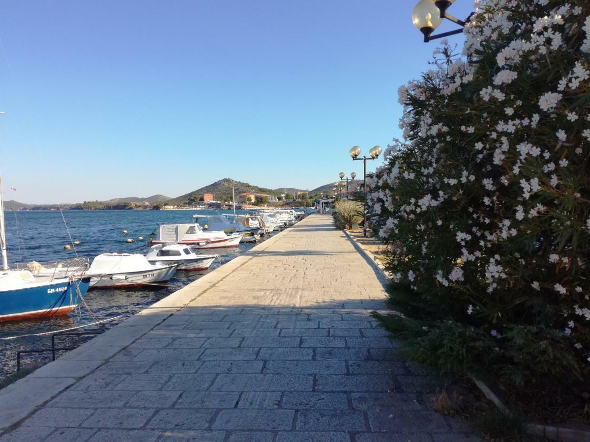 Apartamento Antini Trudi Šibenik Exterior foto
